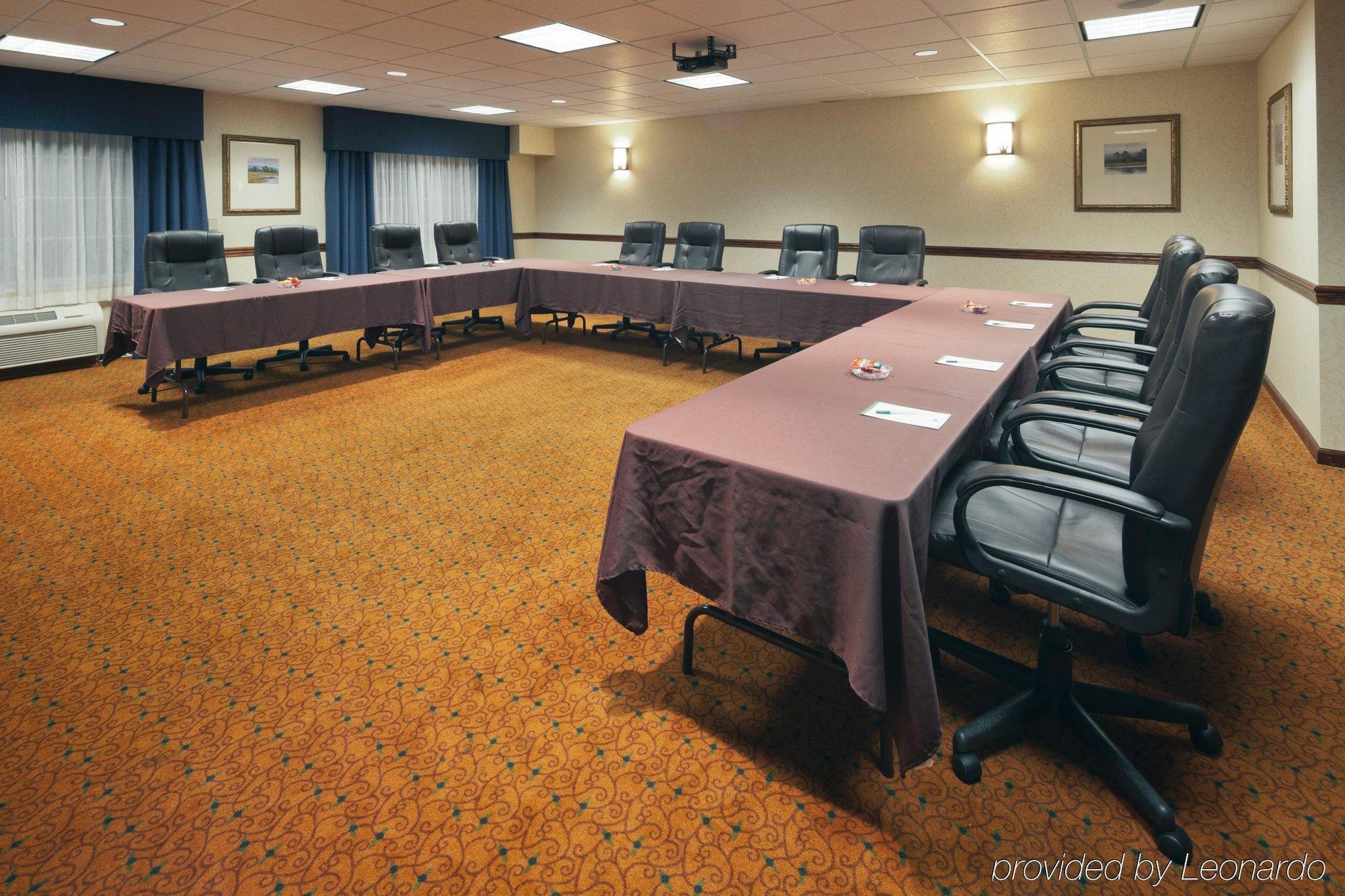 Country Inn & Suites By Radisson, Madison, Al Business photo